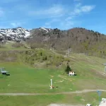 Апартаменты Epicea Front De Neige Montferrier
